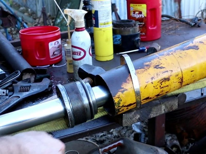 Xây dựng lại hoặc thay thế các xi lanh thủy lực, cái nào tốt hơn?